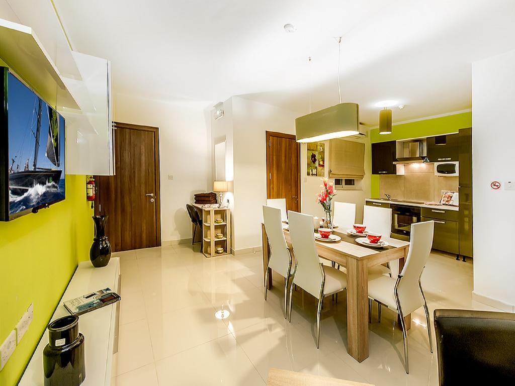 Bayside Apartment Saint Julian's
