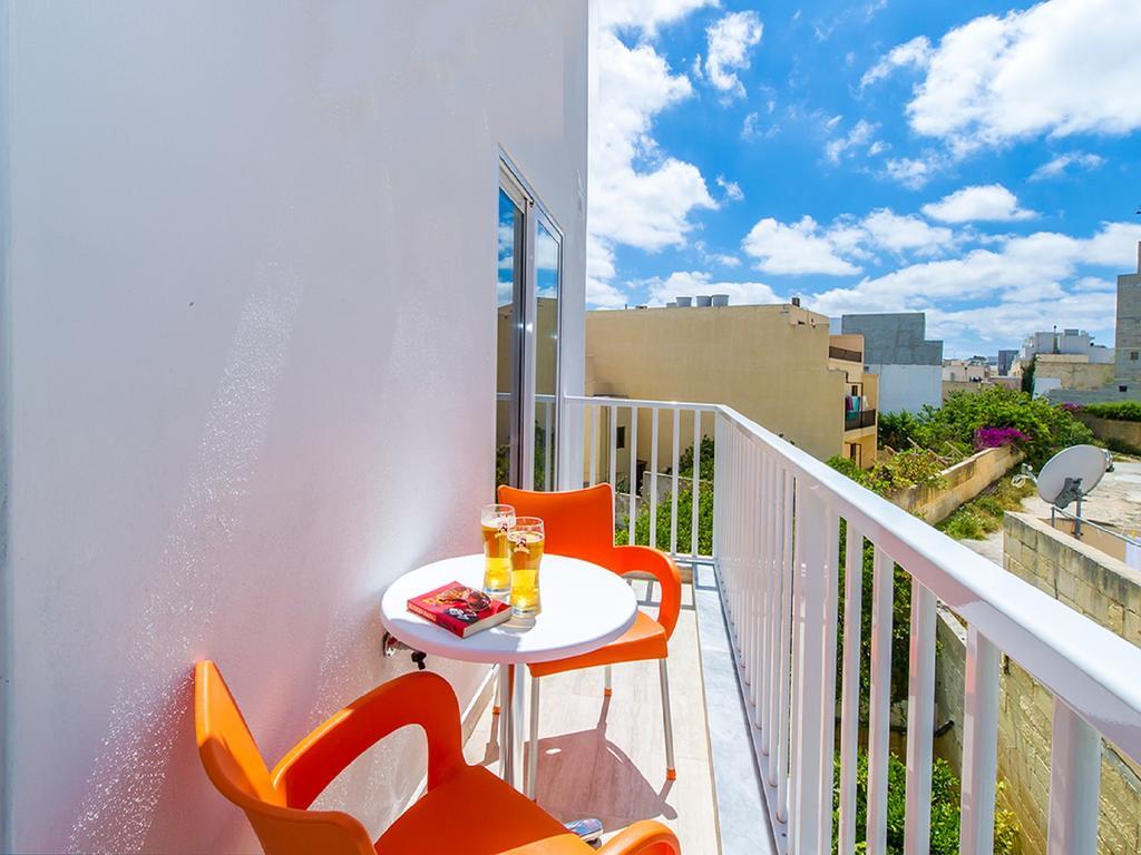 Bayside Apartment *