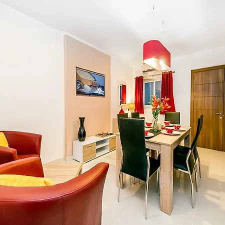 Bayside Apartments Сент Джулианс Экстерьер фото
