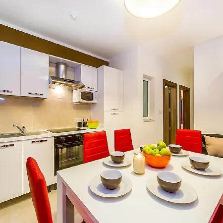 Bayside Apartments Сент Джулианс Экстерьер фото